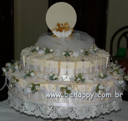Sugesto de bolo primeira comunho ou batizado - Clique pra ver a caixinha
